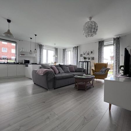 ילנייה גורה Apartament Z Tarasem Na Osiedlu Rakownica מראה חיצוני תמונה