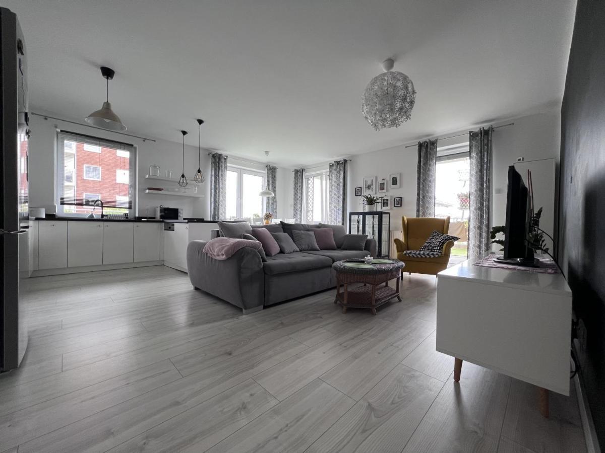 ילנייה גורה Apartament Z Tarasem Na Osiedlu Rakownica מראה חיצוני תמונה