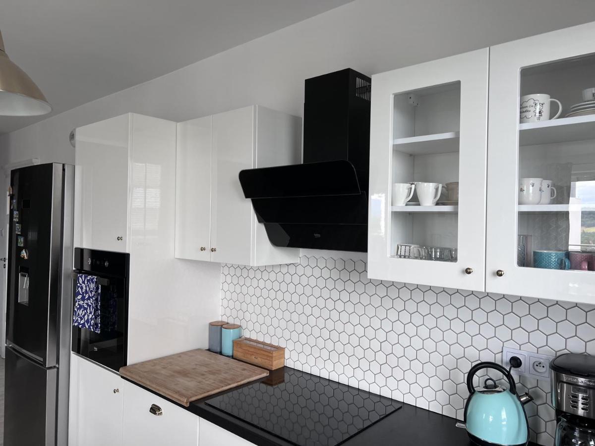 ילנייה גורה Apartament Z Tarasem Na Osiedlu Rakownica מראה חיצוני תמונה