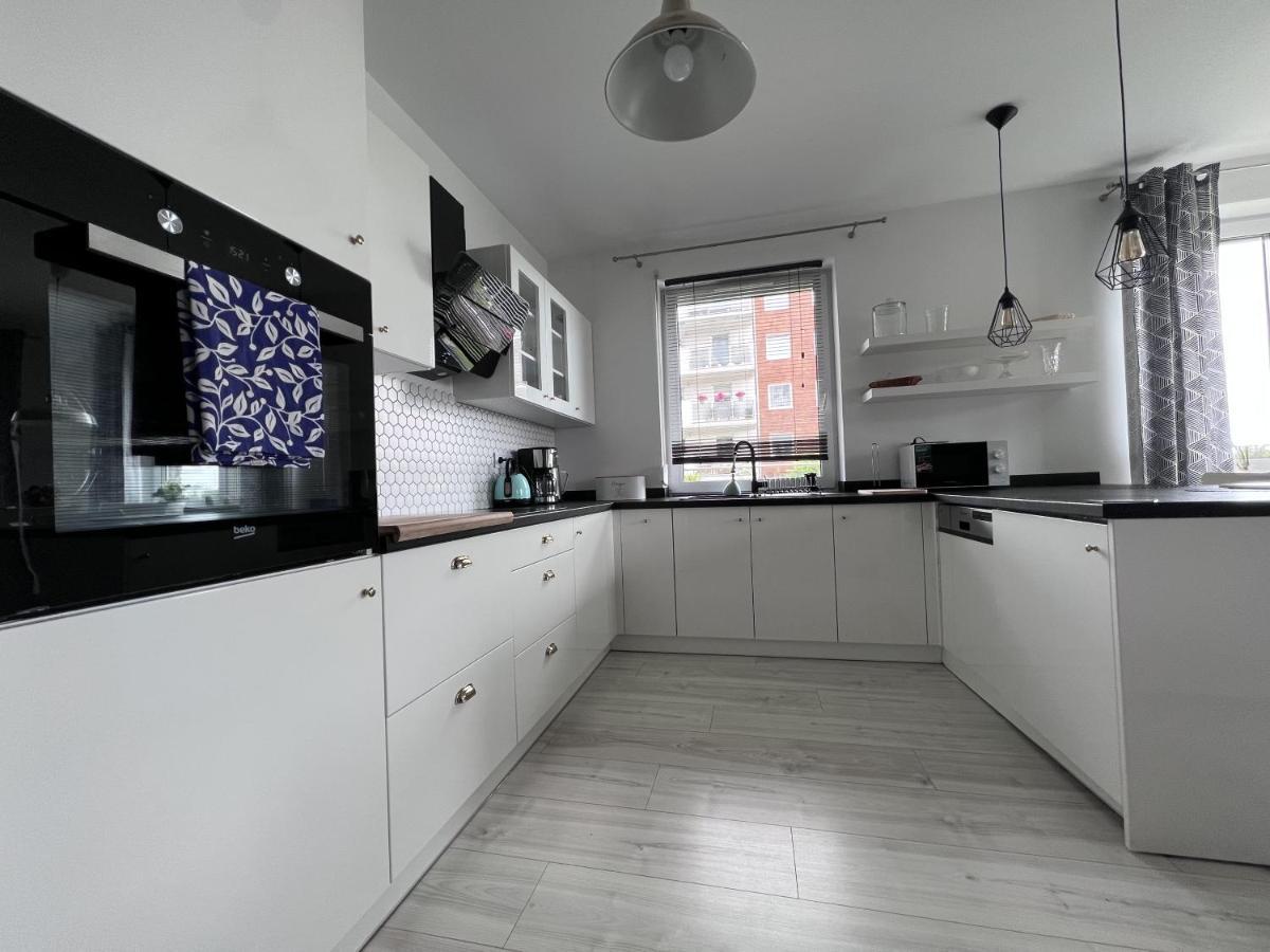 ילנייה גורה Apartament Z Tarasem Na Osiedlu Rakownica מראה חיצוני תמונה